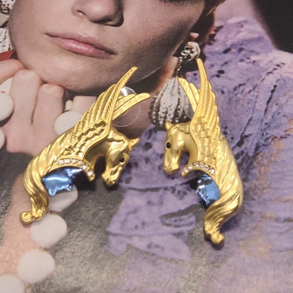 Vintage Kirks Folly Luxury Crystal Winged Pegasus Warrior Face Gold Earrings - Picture 14 of 15